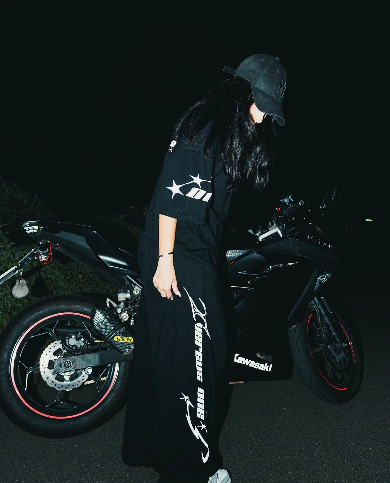 VS1 SWEATS “Reflective”